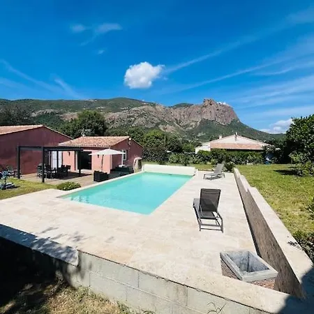 Villa Charmante Avec Piscine