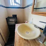 Charmante Avec Piscine Villa